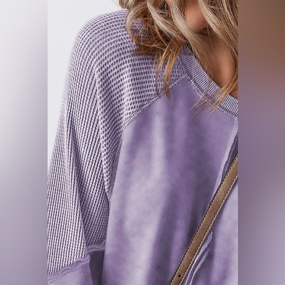 Exposed Seam Long Sleeve Sweatshirt - Picture 11 of 14